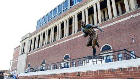 Preserves and celebrates the legacy of Red Grange: