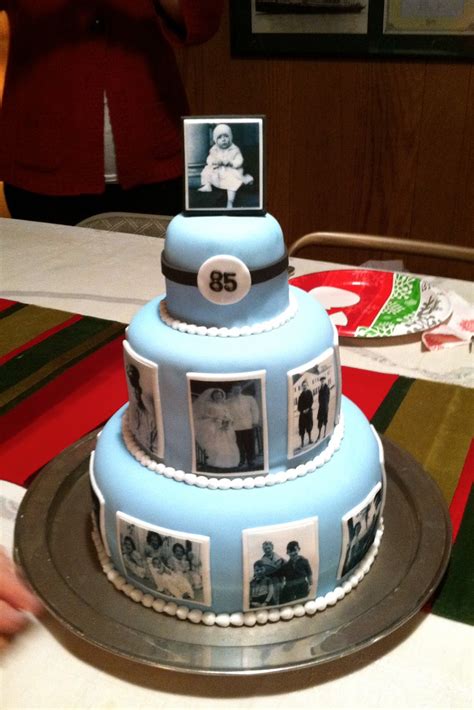 Preserving Precious Memories: Anniversary Cakes Personalized with Photographs