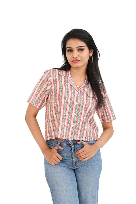 Printed Crop Shirts: A Style Statement for the Fashion-Conscious