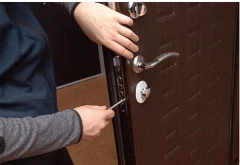 Pros and Cons of Digital Locks: A Comprehensive Guide