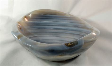 Provenance of Agate Bowls