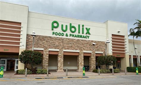 Publix Garden Shops Boca Raton Florida: A Gardener's Paradise