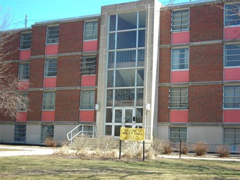 Purdue University's Wiley Hall: A Flagship Academic Building for Business