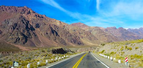 Purmamarca: Um Encanto na Cordilheira dos Andes