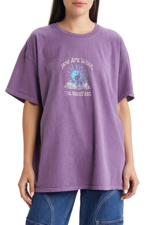 Purple Graphic Tees: A Style Staple with Endless Possibilities