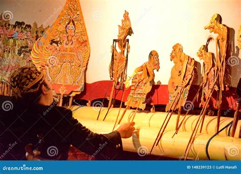 Purwadi Arianto: Sang Maestro Dalang Wayang Kulit Indonesia