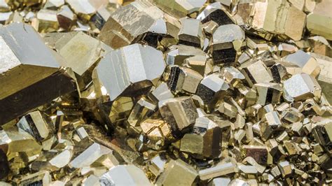 Pyrite Benefits: A Comprehensive Guide to Its Healing Properties