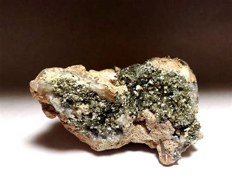 Pyrite Gold in Quartz: A Dazzling Symphony of Nature