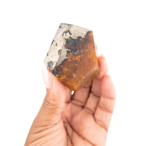 Pyrite and Quartz: A Golden Duo With Unparalleled Brilliance