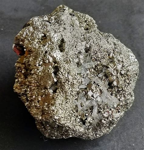 Pyrite on Quartz: An Analysis of Geology and Applications