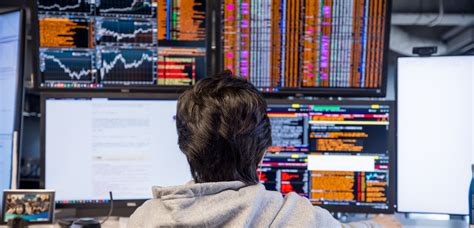 Quant Trading Schools: The Ultimate Guide to Launching Your Career in Financial Markets