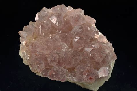 Quartz: An Invaluable Mineral with Unparalleled Value