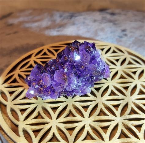 Quartz Purple Rocks: Unraveling the Enigmatic Beauty and Potential