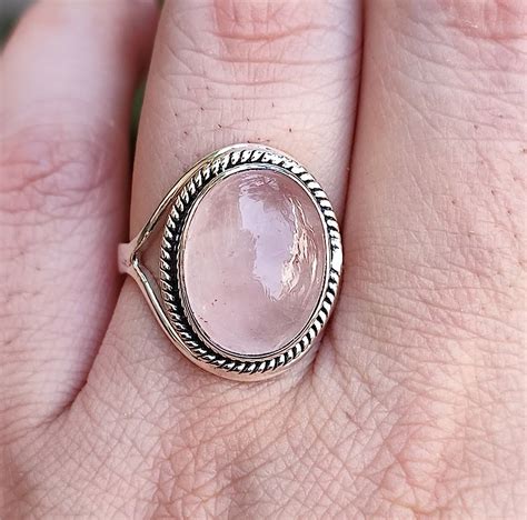 Quartz Rings: A Comprehensive Exploration of Beauty, Versatility, and Spiritual Significance