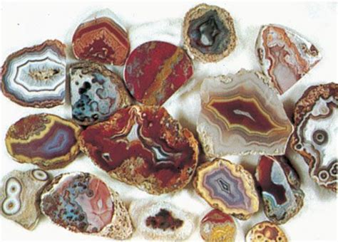 Quartz and Agate: The Mesmerizing Minerals that Adorn Our World