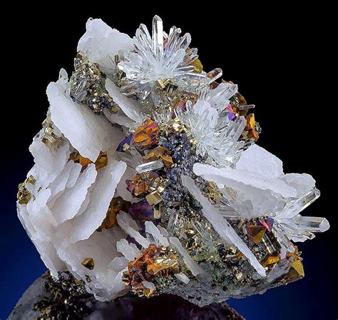 Quartz with Calcite: A Spectacular Mineral Combination