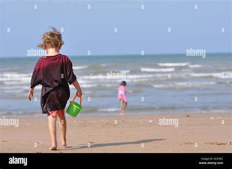 Queensland: The Land of Sun, Surf, and Sand