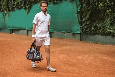 Racquet Bags: The Ultimate Guide to Choosing the Perfect Bag for Your Game