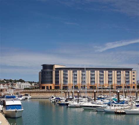 Radisson Blu Jersey: The Perfect Destination for Business and Leisure