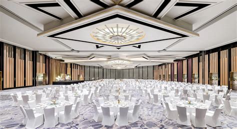 Raffles City Convention Centre: The Epitome of Modern Convention Spaces