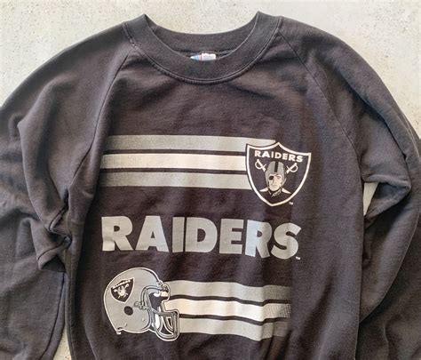 Raiders Sweatshirt Vintage: Nostalgia, Style, and Investment