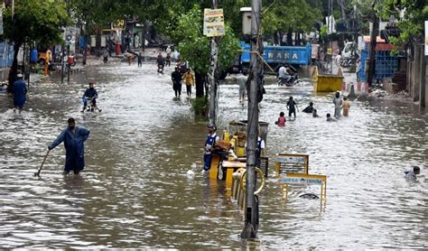 Rainfall Warning: Prepare for Torrential Downpours and Potential Flooding