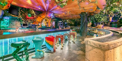 Rainforest Cafe New Jersey: An Immersive Jungle Oasis