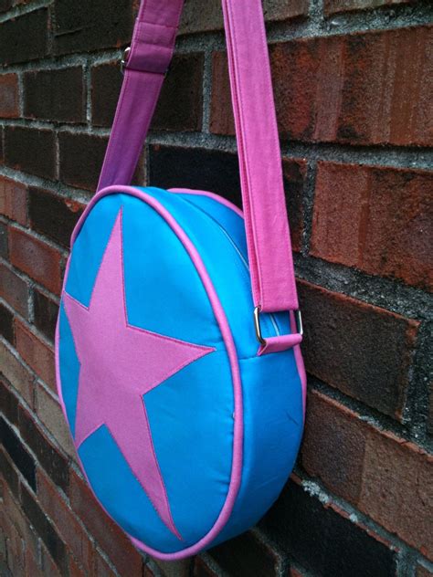 Ramona Flowers' Purse: Exploring the Iconography of Scott Pilgrim's Beloved