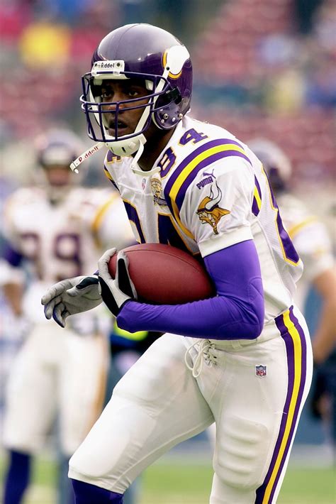 Randy Moss: The Vikings' Enigma and Legendary Wide Receiver