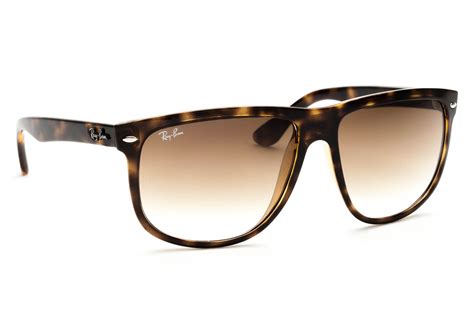 Ray-Ban Boyfriend: A Stylish and Sophisticated Eyewear Choice