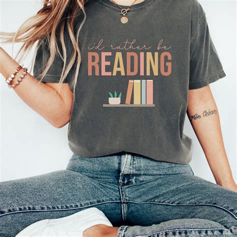 Reading Tee Shirts: Unveiling the Hidden World of Books in Fashion