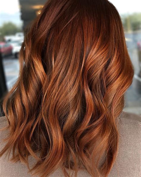 Reddish Brown Hair: A Coppery Hue for Every Season