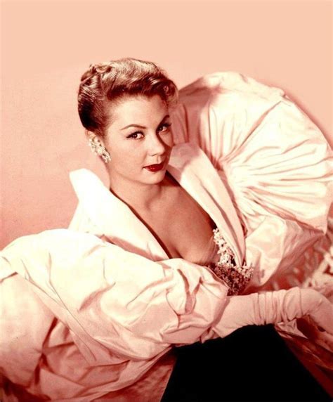 Rediscovering the Timeless Charm of Mitzi Gaynor: A Legendary Hollywood Icon