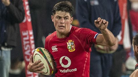 Rees Zammit: The Welsh Wizard Breaking Records and Lighting Up the Rugby Field