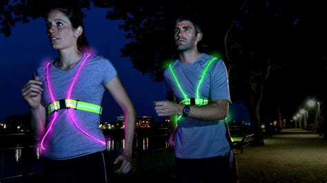 Reflective Running Shirts: Illuminate Your Nighttime Runs