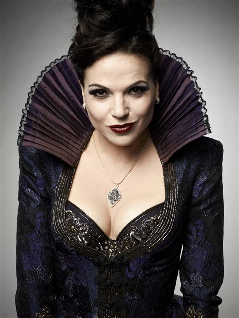 Regina Mills' Enchanting Evil Queen Ensemble