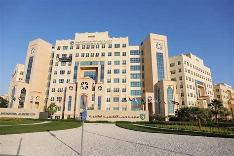 Renowned Business and Engineering Programs: