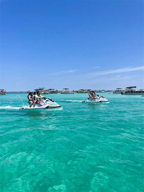 Rent Jet Skis in Destin: The Ultimate Guide to an Unforgettable Adventure