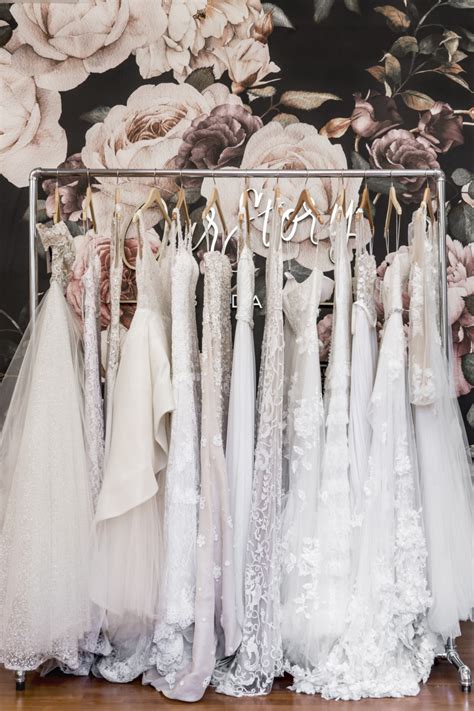 Resell Wedding Dress: 5 Ways to Cash In On Your Big Day