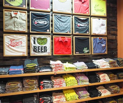 Retail Shirt Display: A Comprehensive Guide to Showcase Your Shirts