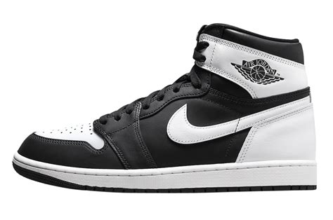 Reverse Panda Jordan 1