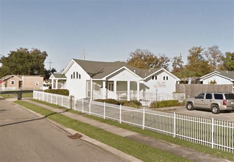 Rhodes Funeral Home: Providing Comfort and Support in New Orleans, Louisiana