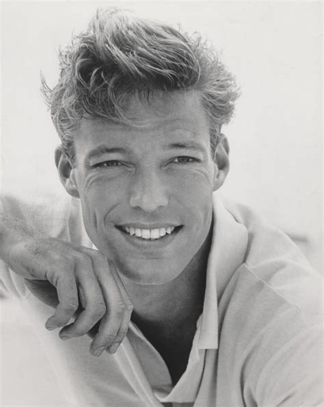 Richard Chamberlain Pictures: A Glimpse into the Life of a Hollywood Icon