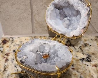 Ring Box Geode: An Enchanting Realm for Cherished Moments