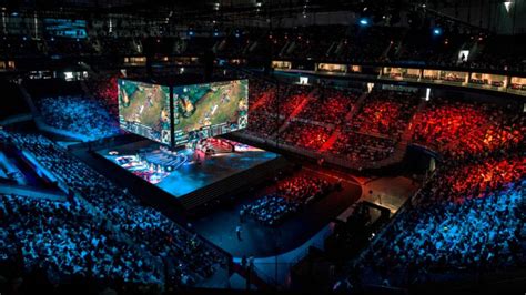 Rise of Legends: A Comprehensive Guide to the Thriving League of Legends Esports Scene