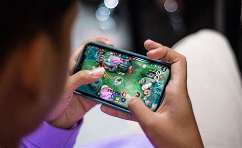 Rise of the Dragon: Deng Hwang's Meteoric Ascent in Mobile Gaming