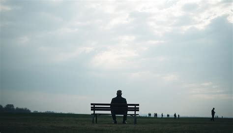 Rising Above Isolation: A Guide to Overcoming Emotional Isolation and Loneliness