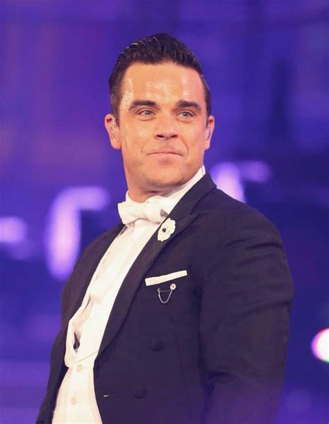 Robbie Williams: The Heartthrob of Pop