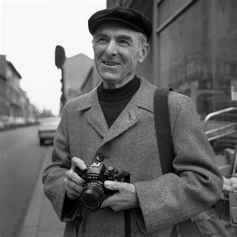 Robert Doisneau Reader