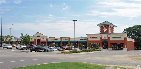 Robertson's Creek Shopping Center: A Thriving Hub with Limitless Opportunities